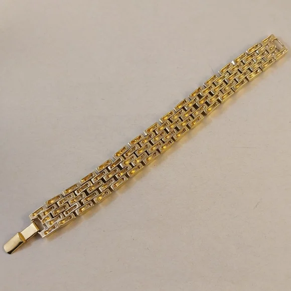 Gold and Black Bracelet - Picture 14 of 16